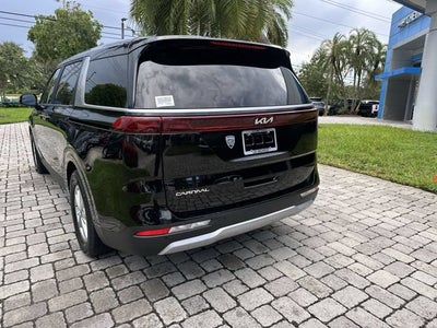 2024 Kia Carnival LX