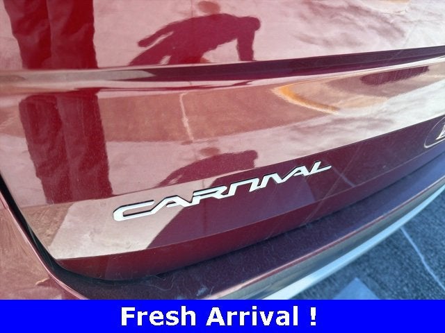 2024 Kia Carnival LX