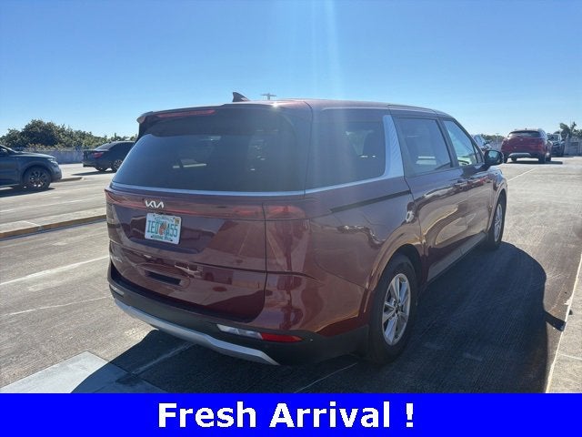 2024 Kia Carnival LX