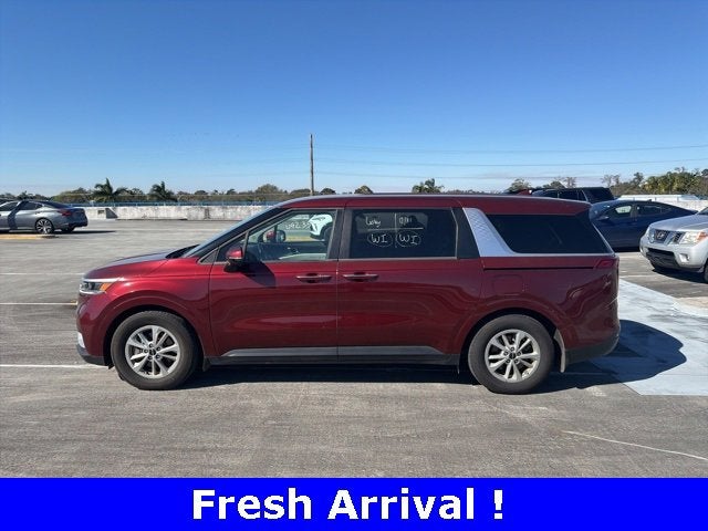 2024 Kia Carnival LX