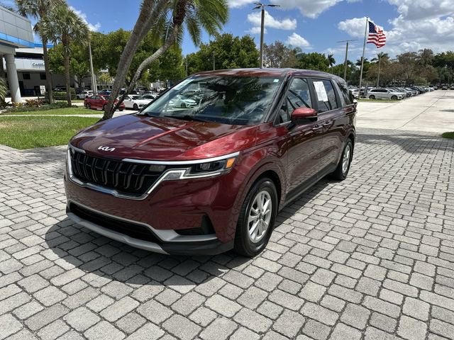 2024 Kia Carnival LX