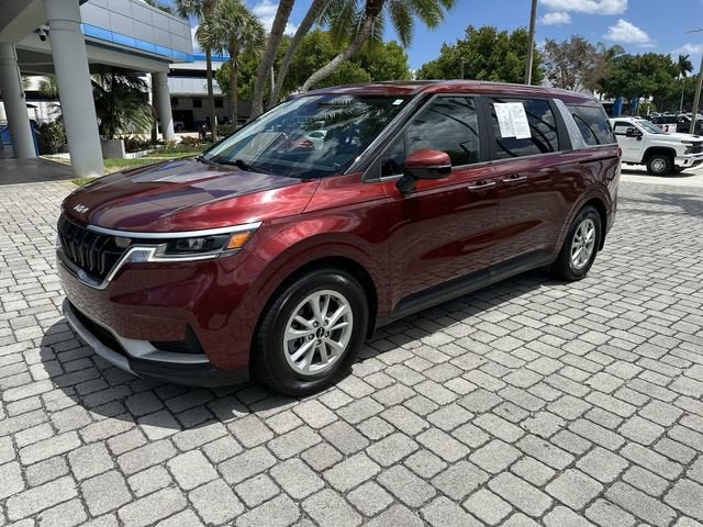 2024 Kia Carnival LX