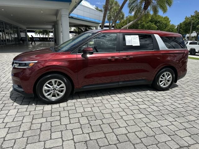 2024 Kia Carnival LX