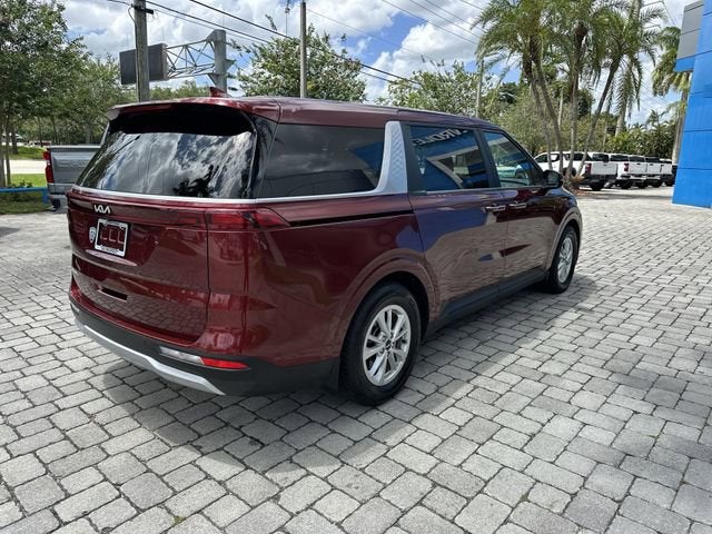 2024 Kia Carnival LX