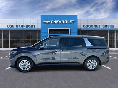 2024 Kia Carnival LX
