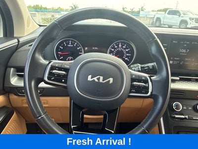 2024 Kia Carnival LX