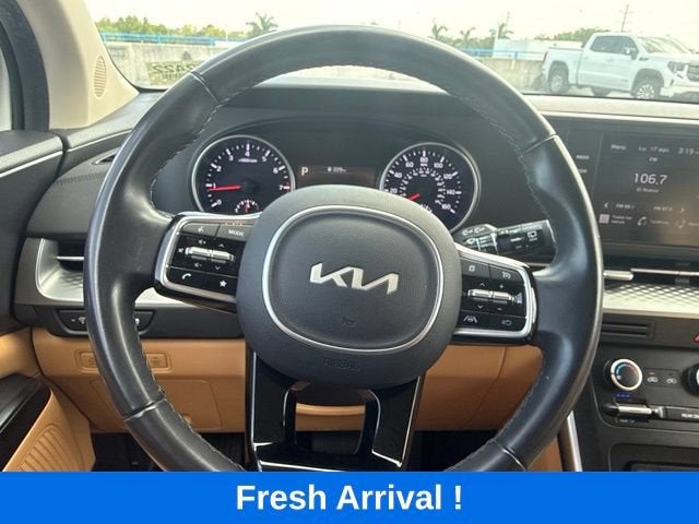 2024 Kia Carnival LX