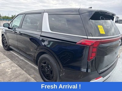 2025 Kia Carnival LXS