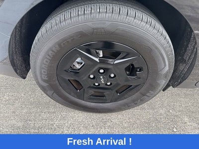 2025 Kia Carnival LXS