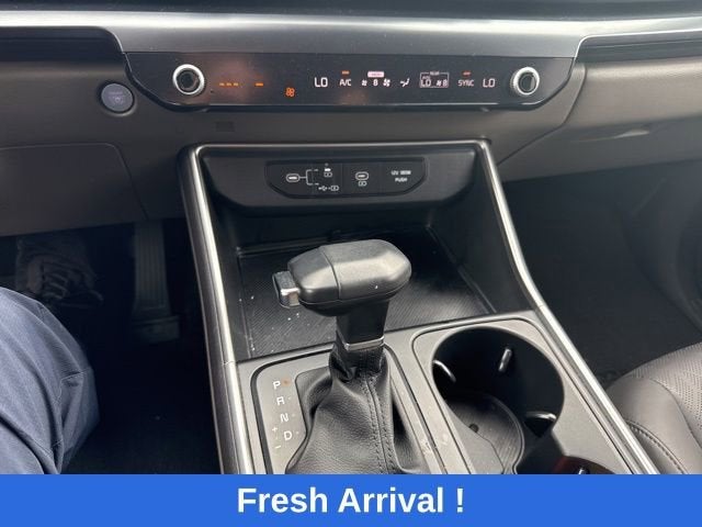 2025 Kia Carnival LXS