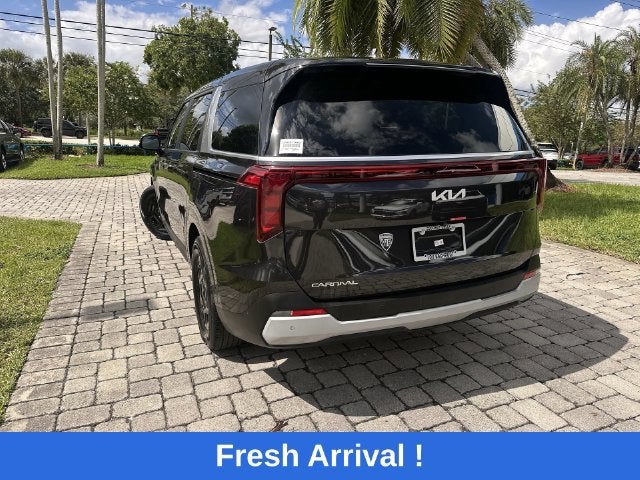 2026 Kia Carnival LXS