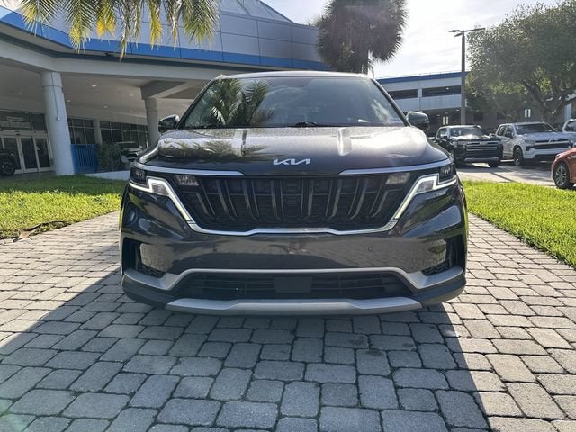 2023 Kia Carnival EX