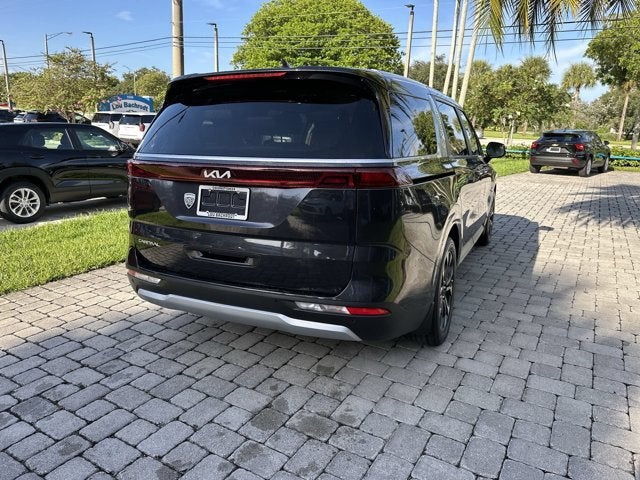 2023 Kia Carnival EX