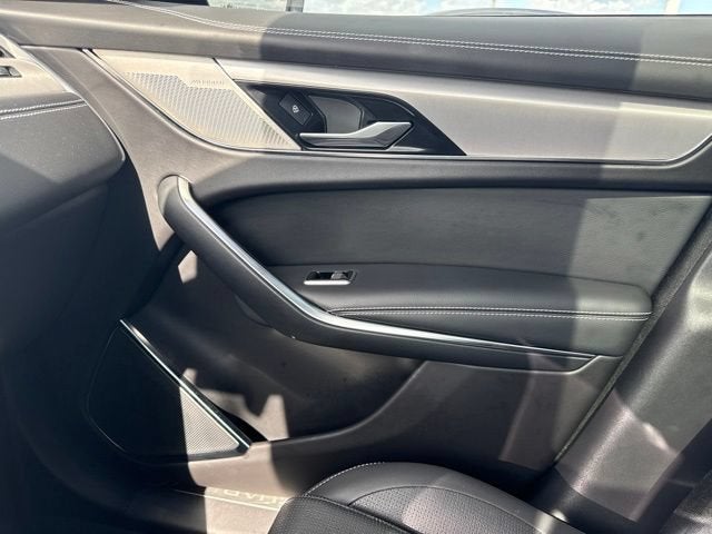 2024 Jaguar F-PACE R-Dynamic S