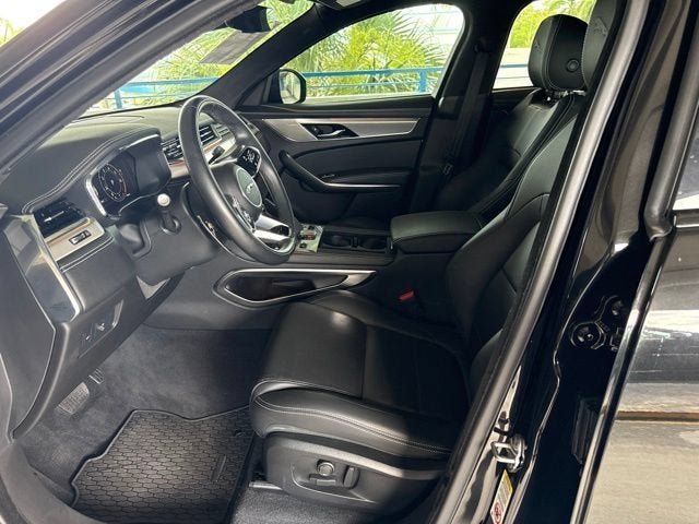 2024 Jaguar F-PACE R-Dynamic S