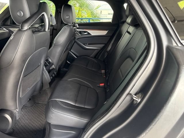 2024 Jaguar F-PACE R-Dynamic S