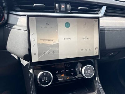 2024 Jaguar F-PACE R-Dynamic S