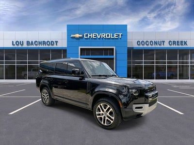 2023 Land Rover Defender SE