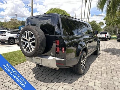 2023 Land Rover Defender SE