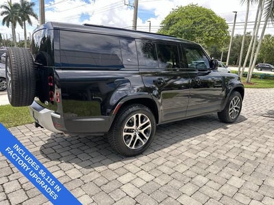 2023 Land Rover Defender SE