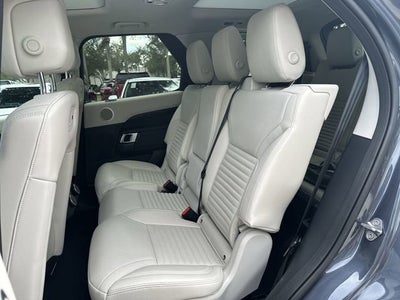 2025 Land Rover Discovery S