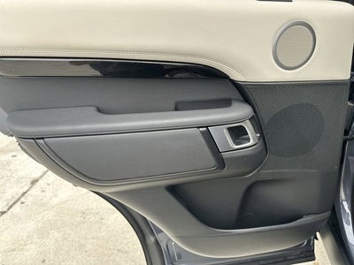 2025 Land Rover Discovery S