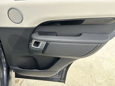 2025 Land Rover Discovery S