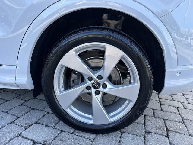 2025 Audi Q5 Prestige
