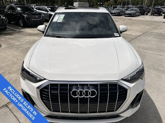 2022 Audi Q3 S line Premium