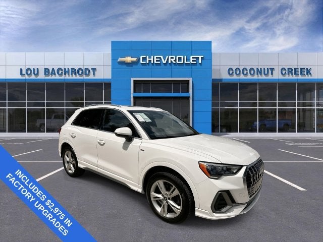 2022 Audi Q3 S line Premium