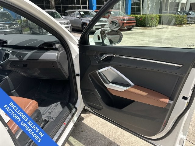 2022 Audi Q3 S line Premium