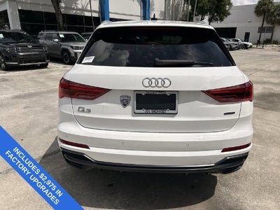 2022 Audi Q3 S line Premium