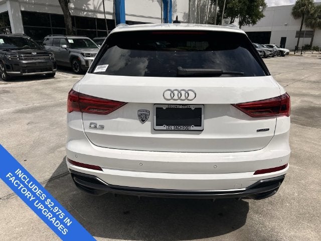 2022 Audi Q3 S line Premium