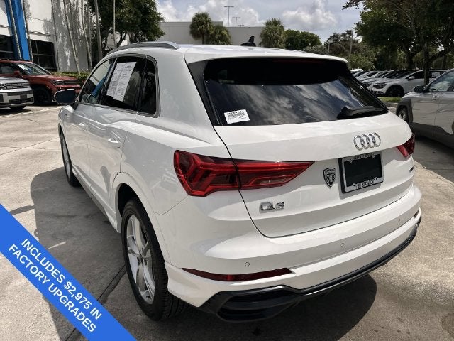 2022 Audi Q3 S line Premium