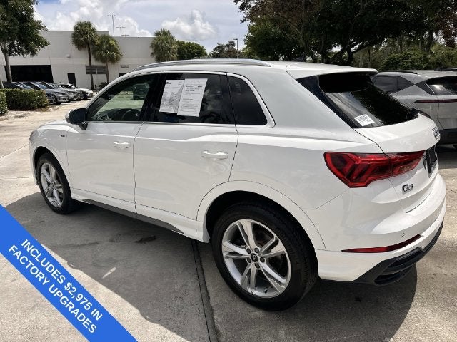 2022 Audi Q3 S line Premium