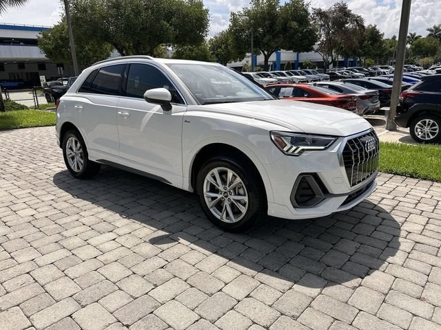 2025 Audi Q3 S line Premium