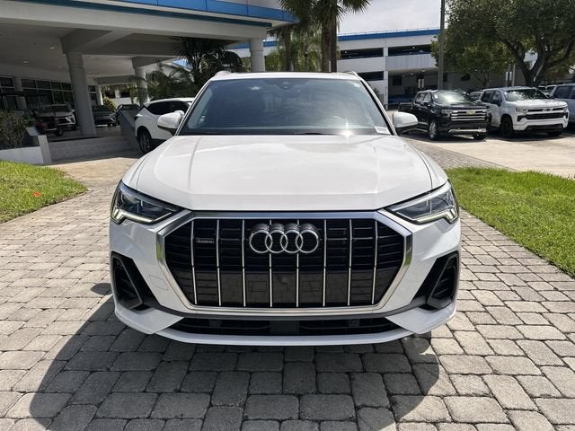 2025 Audi Q3 S line Premium