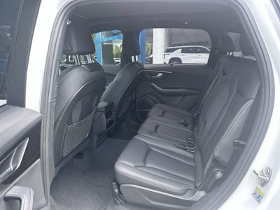 2025 Audi Q7 Premium Plus