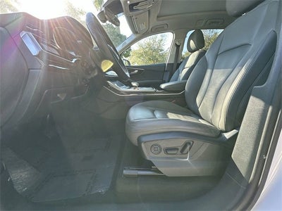 2025 Audi Q7 Premium Plus