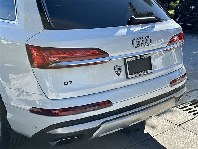 2025 Audi Q7 Premium Plus