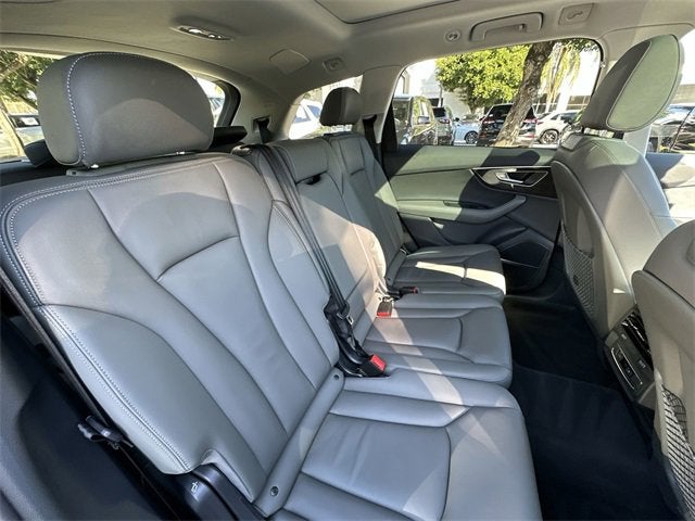 2025 Audi Q7 Premium Plus