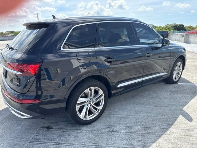 2021 Audi Q7 Premium Plus