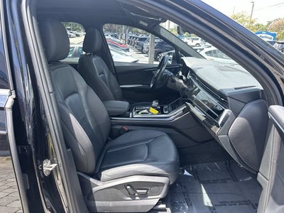 2021 Audi Q7 Premium Plus