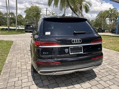 2021 Audi Q7 Premium Plus