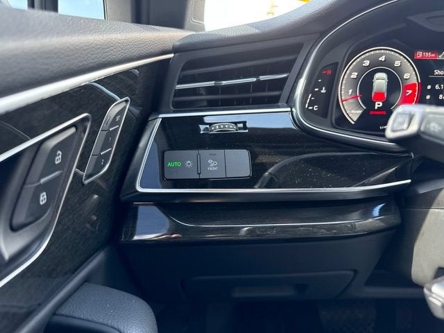 2021 Audi Q7 Premium Plus