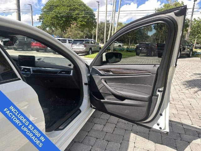 2023 BMW 5 Series 530i