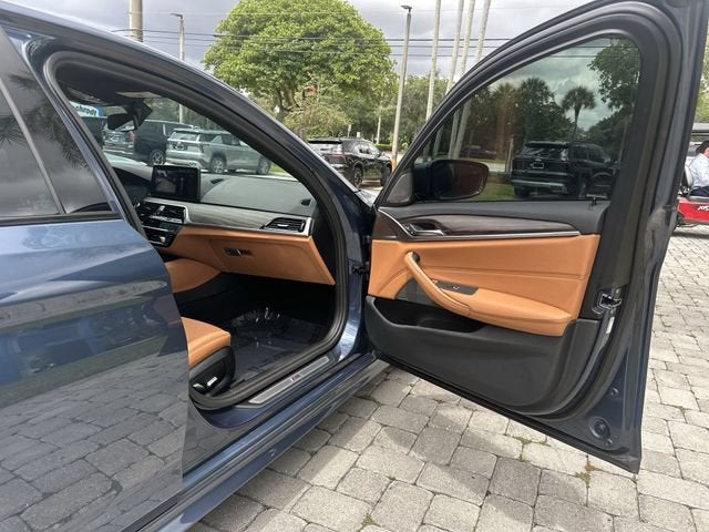 2023 BMW 5 Series 530i