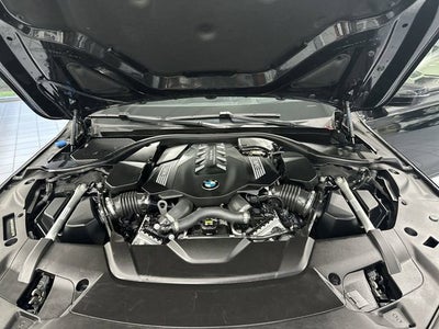 2022 BMW 7 Series 750i xDrive