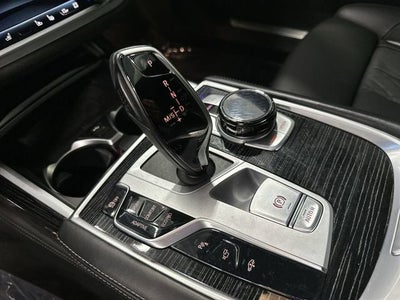 2022 BMW 7 Series 750i xDrive