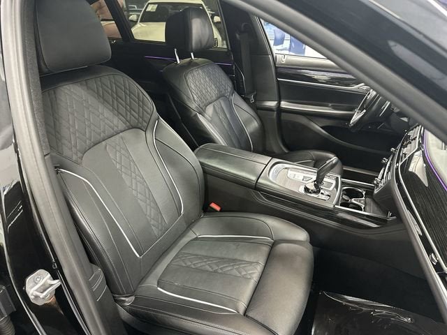 2022 BMW 7 Series 750i xDrive